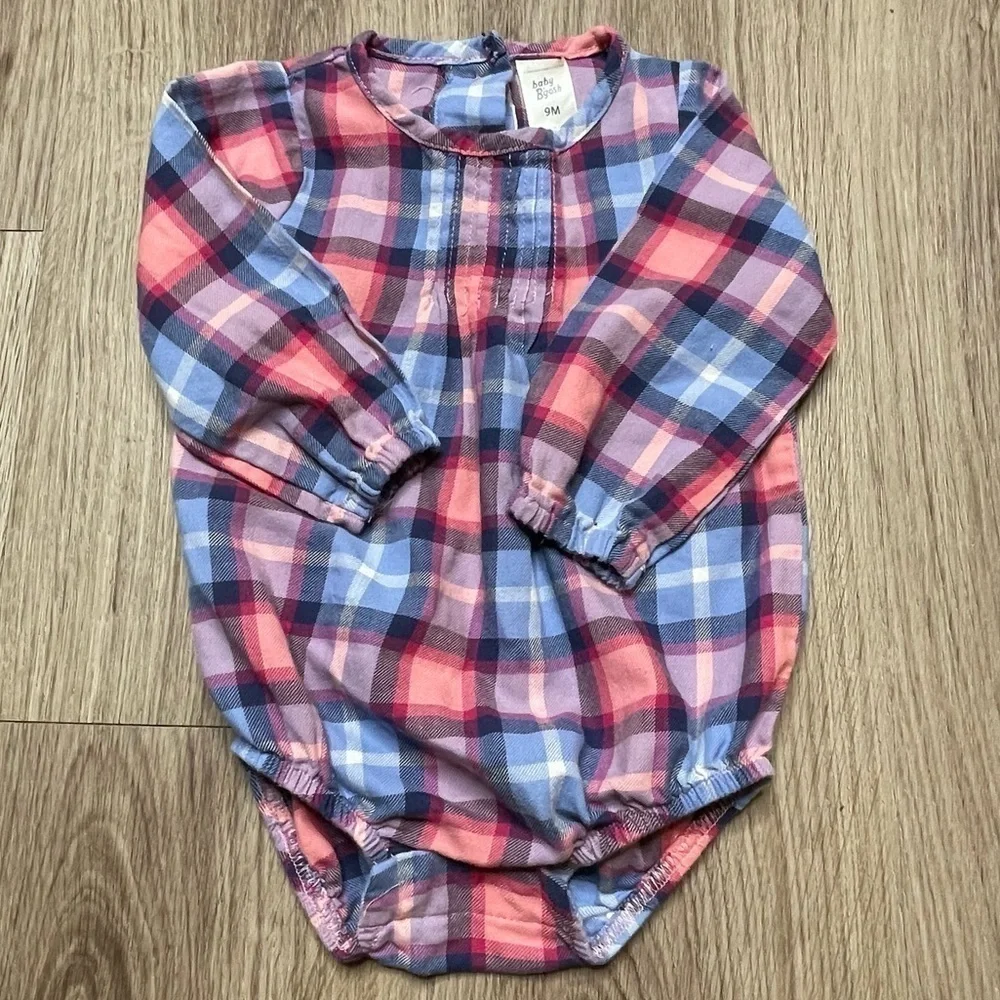OshKosk B’gosh Shirt - One Piece | Baby 9 months | Pink Blue Plaid
